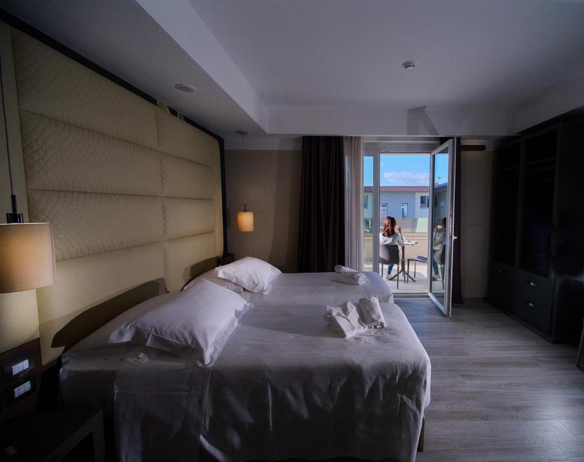 Park Hotel Le Dune Di Giovino Catanzaro Bagian luar foto